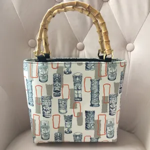 Chic Edge Simple Outline Atomic Tiki Bamboo Handbag in Orange