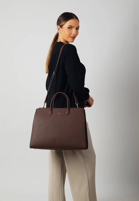 Portable Organizer Outdoor Explorer Elise Genuine Leather Handbag (Brown)