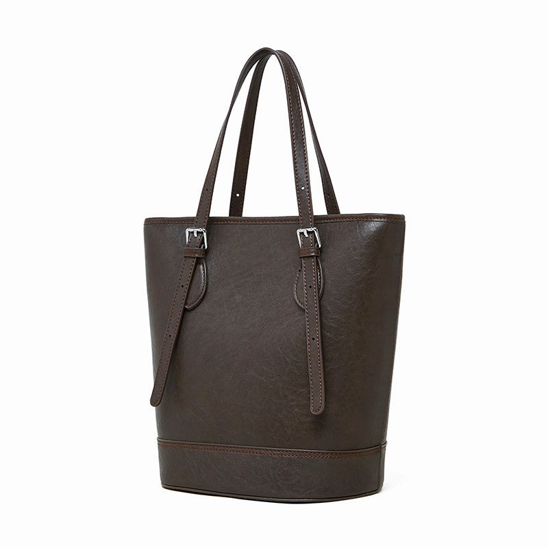 Amelia | Brown Leather Bucket Bag ?C Sleek & Sophisticated Weekend Style