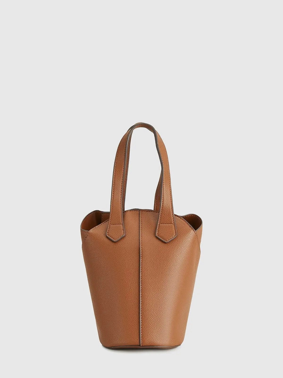 Aria | Classic Tan Leather Bucket Bag ?C Effortless Sophistication Elegant fashion purse Chic Lifestyle