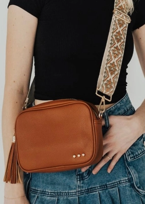 Modern Fashion Camel Willow Crossbody Handbag
