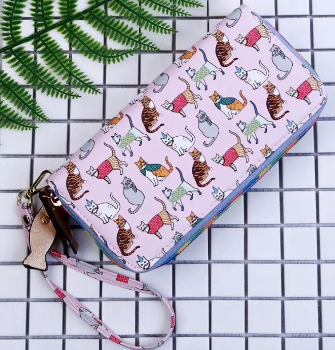 Cartoon Cats Doing Stuff - Wallet Large Casual Outfit