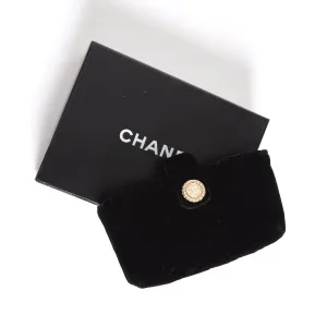 Functional Feature CHANEL Vintage Black Matelasse Velvet / Velour No 14 Card Pouch