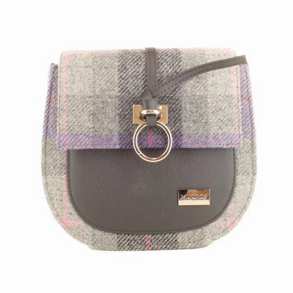 Irish Wool and Leather Grace Bag Elegant pocket organizer