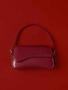 travel mode Chloe | Minimalist Red Leather Shoulder Bag ?C Sleek & Chic