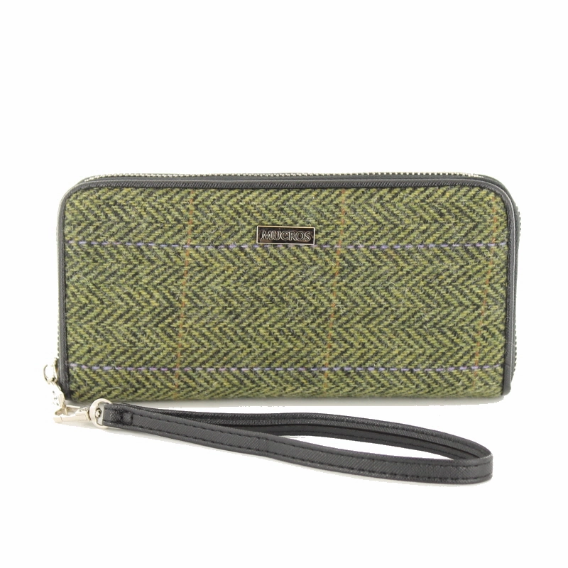 Daily Essentials Modern Durability Irish Tweed Hand Wallet
