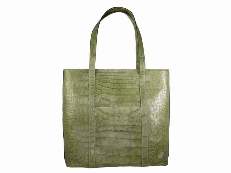 Classic Mamie | OLIVE Weekend Travel Shopping Purpose