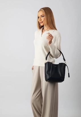 Travel Essential Comfort Journey Adaline Genuine Leather Handbag (Black)