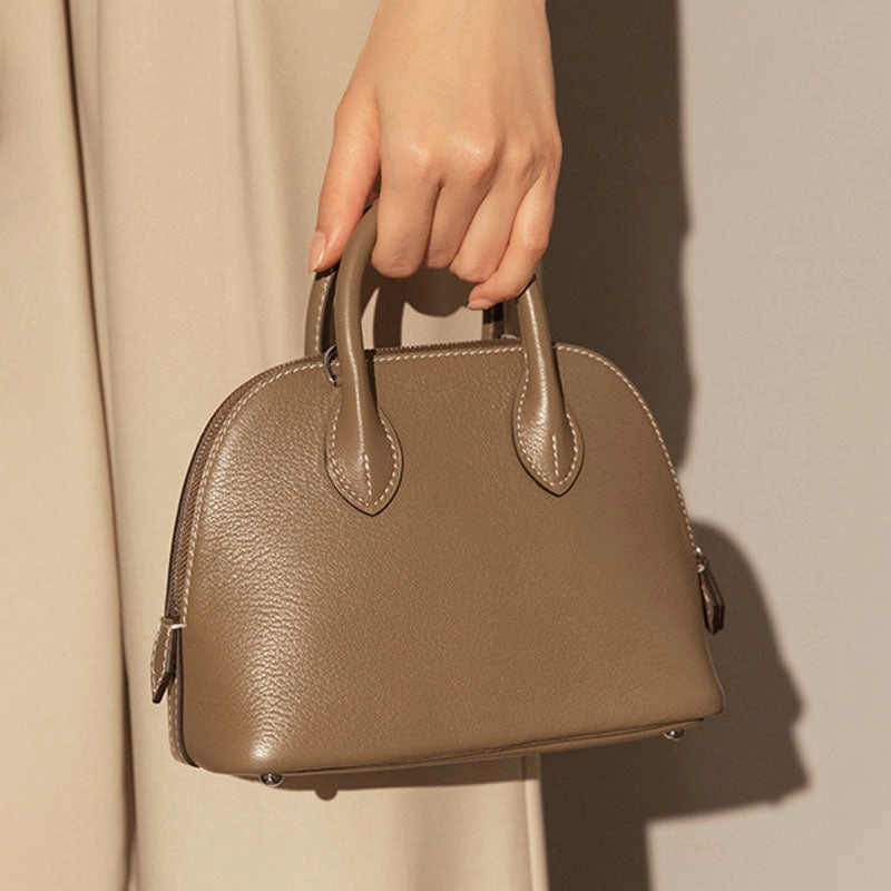 Office Ready Simple Style Women's Top Grain Leather Shell-Shaped Handbag