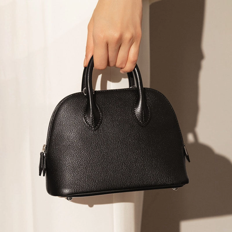 Road Trip Refined Aesthetic Women's Top Grain Leather Shell-Shaped Handbag