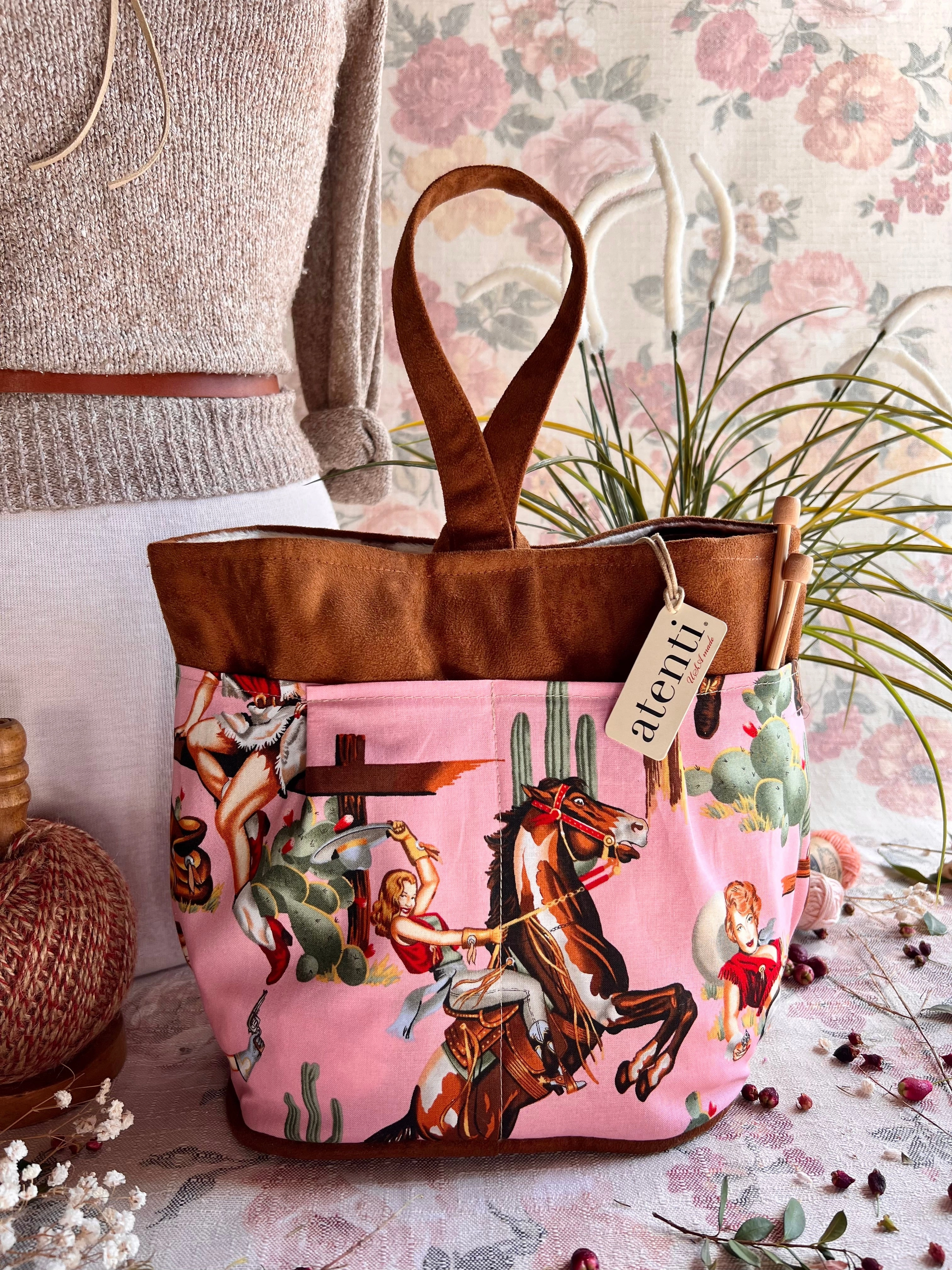 outdoor mode Weekend Explorer Cowgirl Pink Tall Caddy