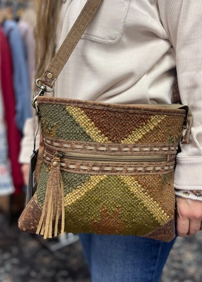 Desert Bloom Handbag Winter Look