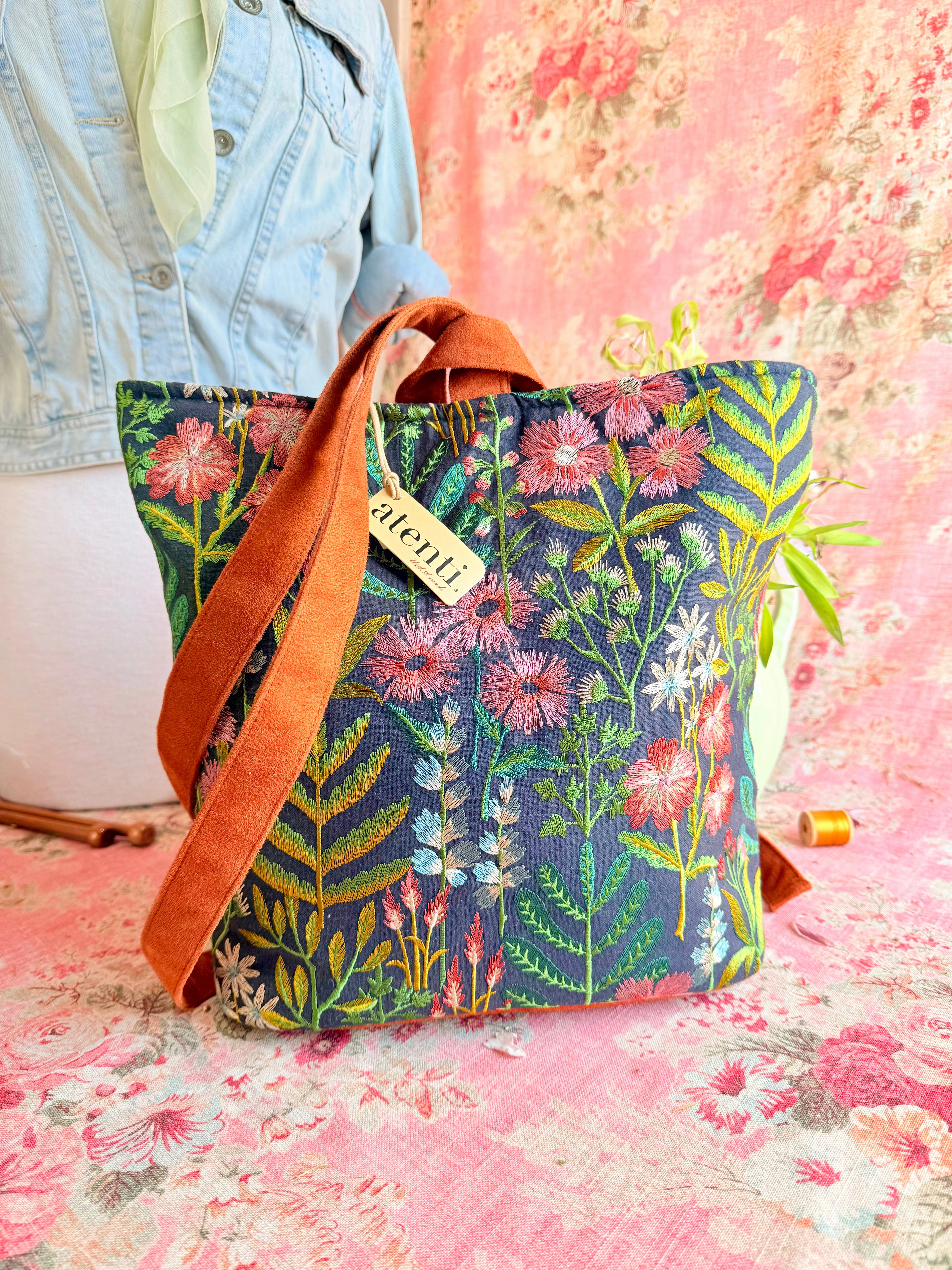 Modern feature Meadow Backsac: Convertible Backpack, Stylish & Versatile Craft Companion