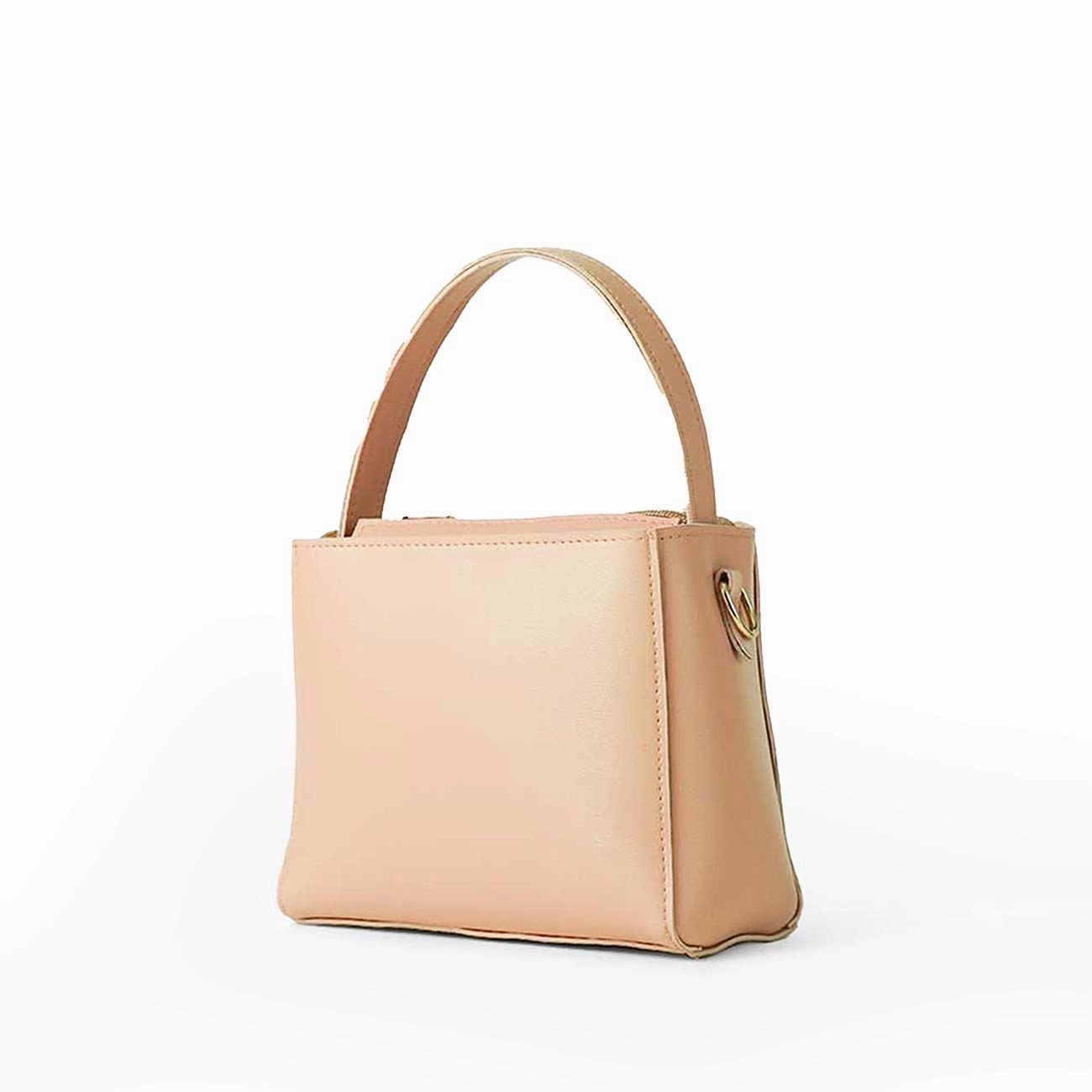 Eensy Bag Peach outdoor durability