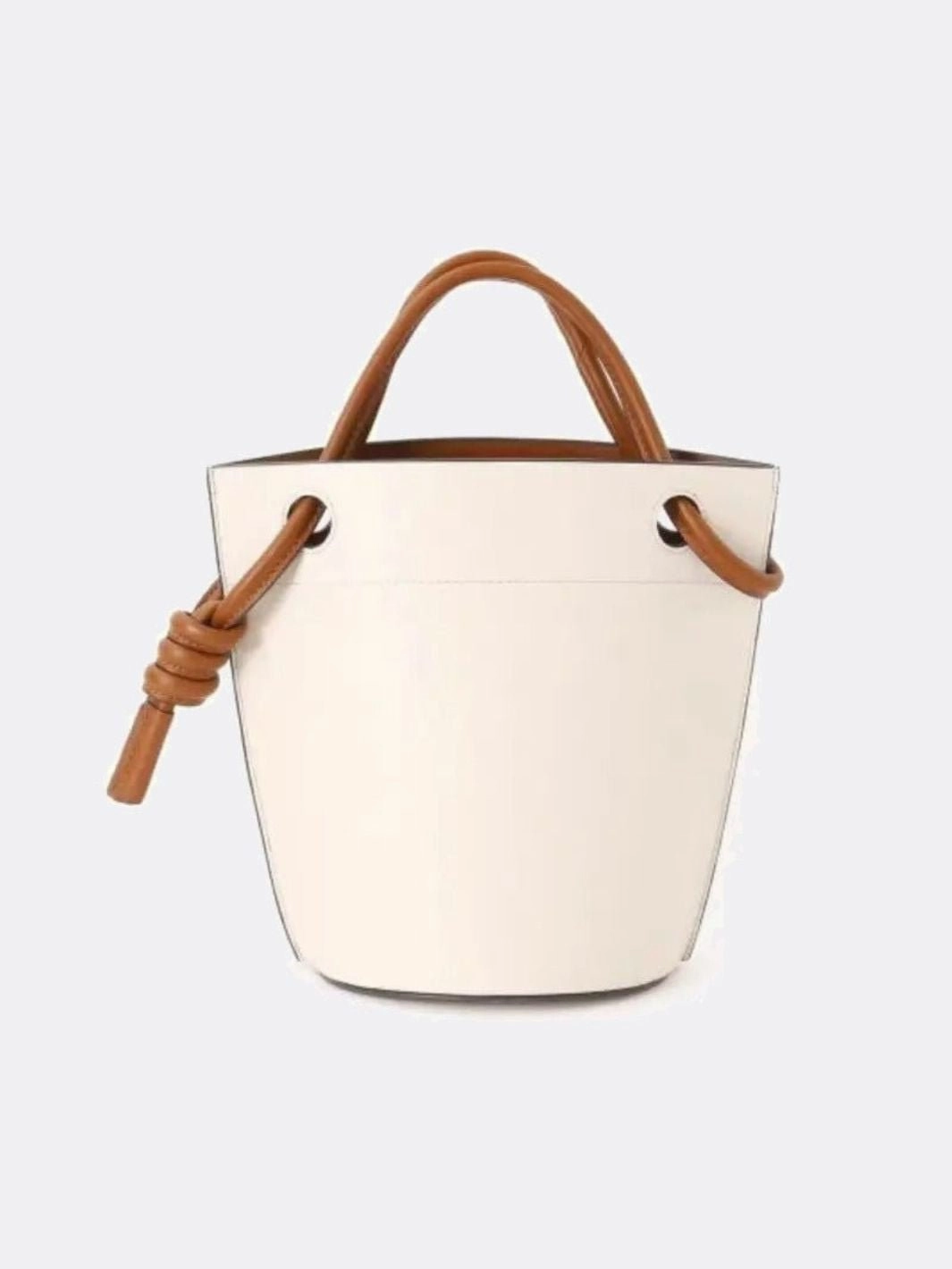 Outdoor Comfort White Minimalist Bucket Bag ?C Faux Leather with Knotted Handle Detail