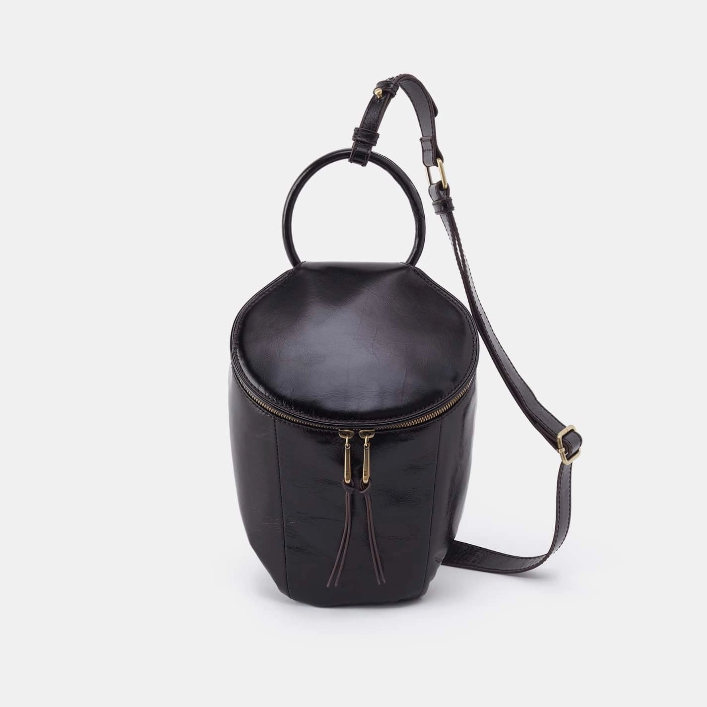 Compact Functionality Sheila Sling in Polished Leather - Black