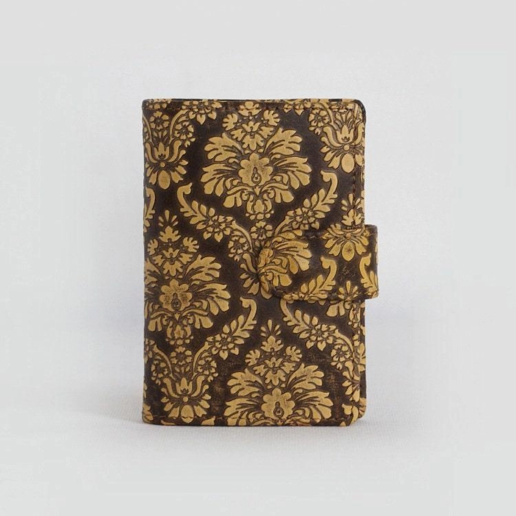 Effortless Chic Handcrafted Leather Card Holder, Leather Card Wallet, Women Credit Card Holder, Leather Card Holder Wallet ,Embossed Bag Leather Wallet