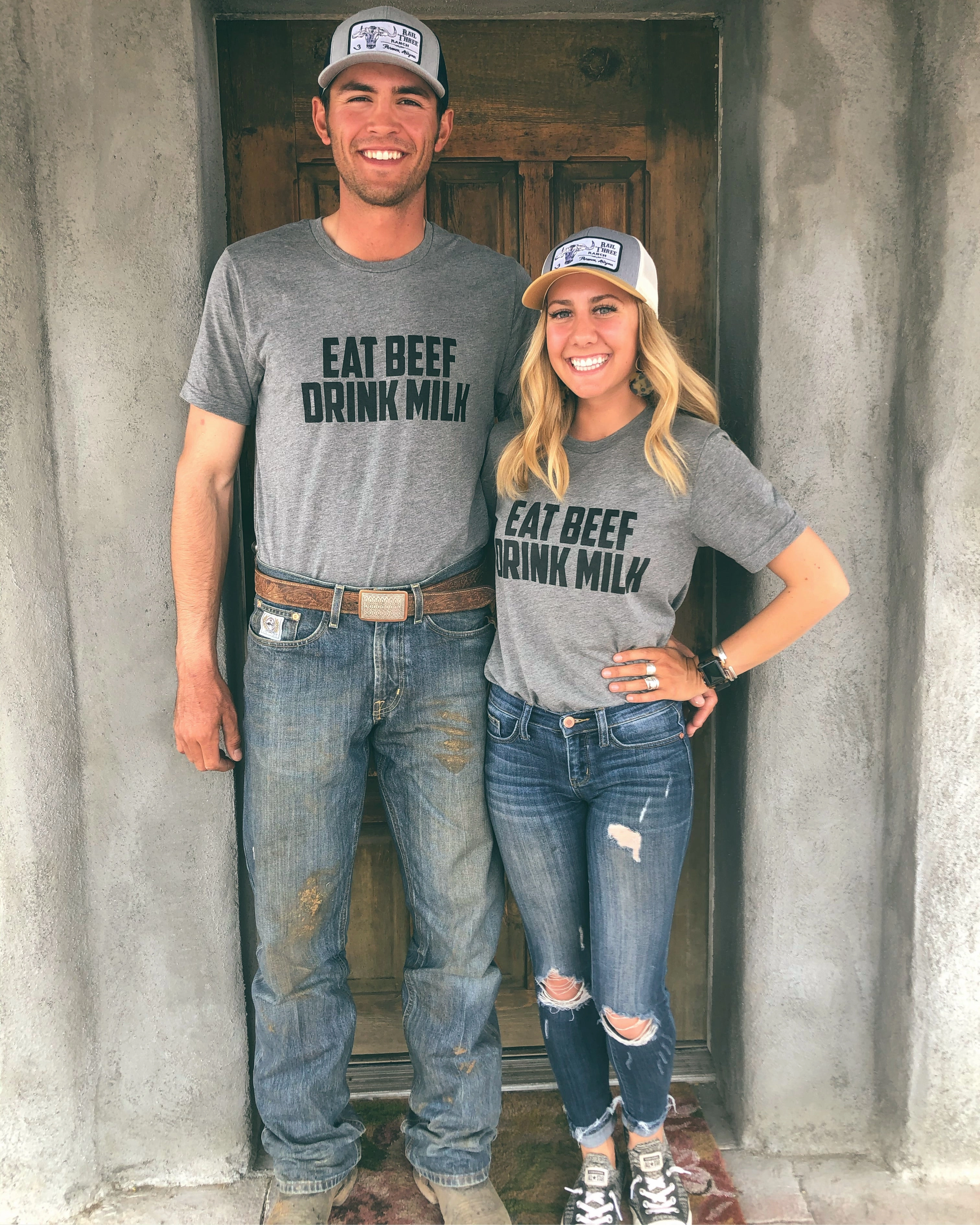 Gift Choice Original Blend 'Eat Beef Drink Milk' Unisex Fit Tee - XS & 2XL Travel Storage