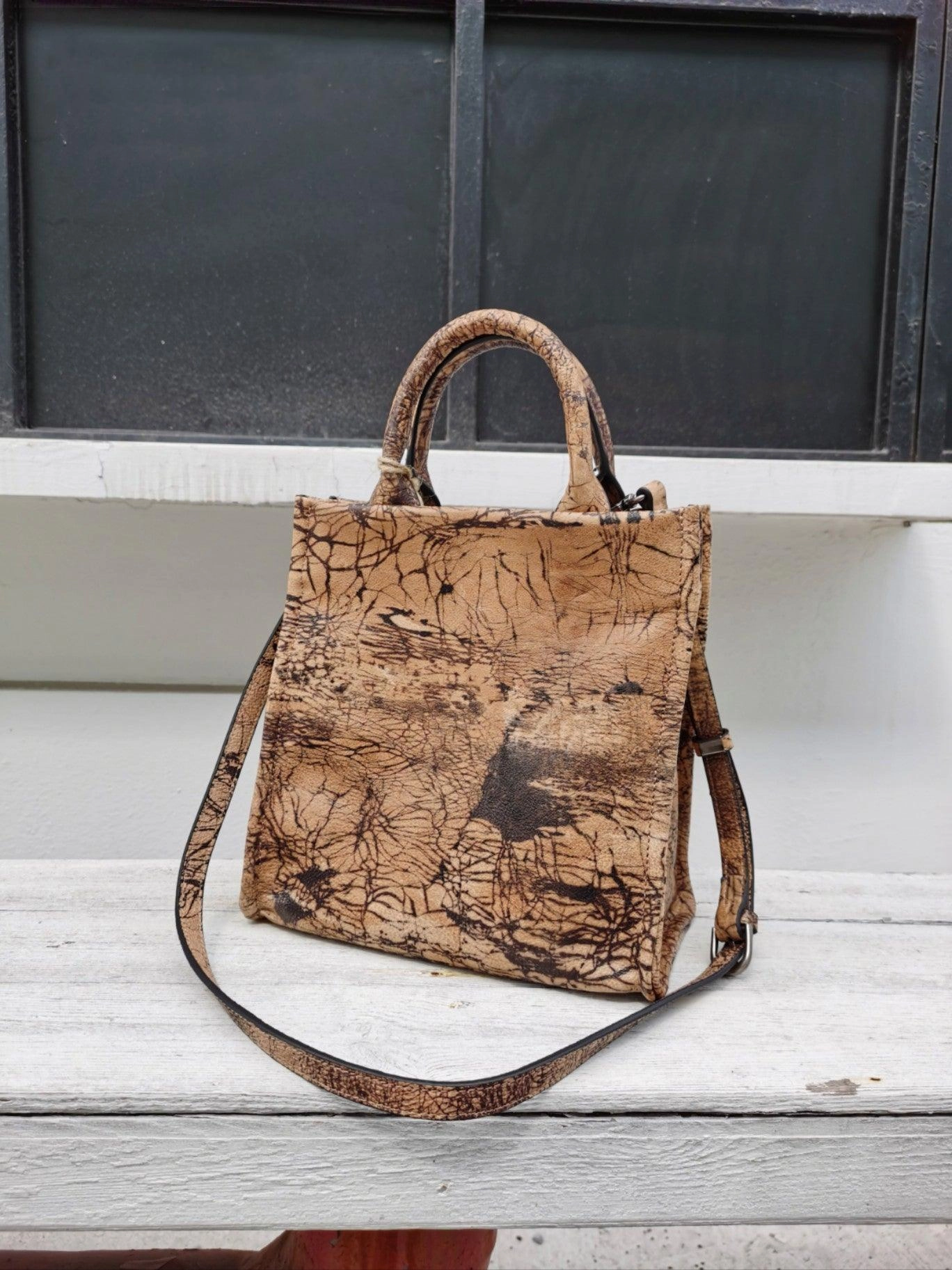 Portable Travel Compact Companion Handcrafted Luxurious Italian Full Grain Leather Shoulder Bag Collection