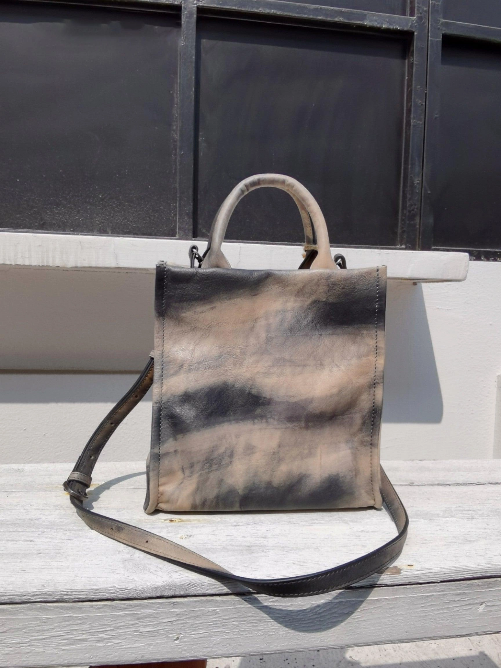 Handcrafted Luxurious Italian Full Grain Leather Shoulder Bag Collection Functional Design