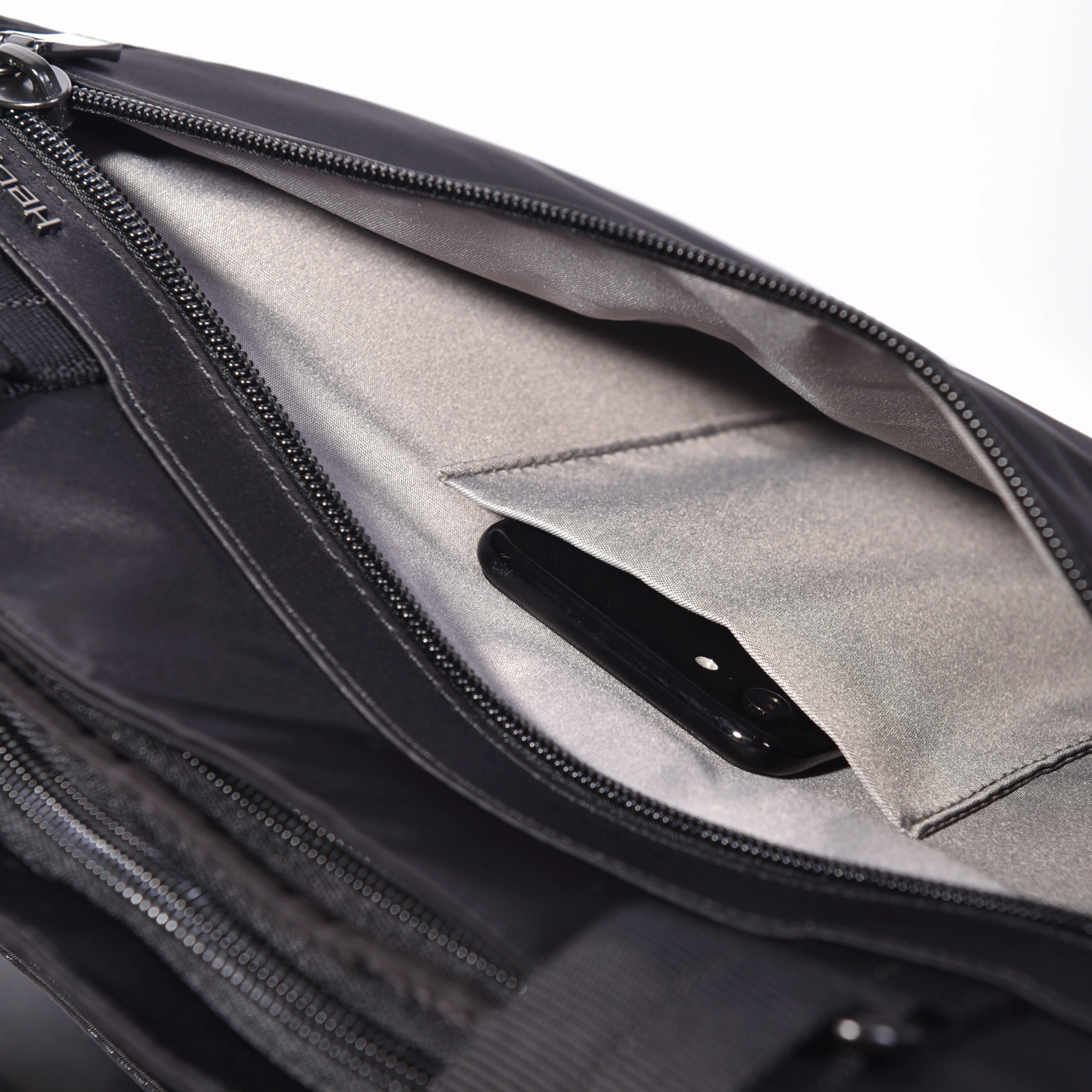 Timeless Choice Distinct Spirit Hedgren: Inner City Elvira HIC424