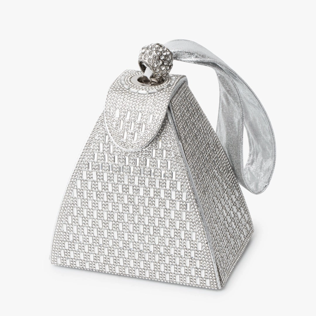 Artistic Detail Isabella | Royal Pyramid Clutch ?C A Golden Statement of Elegance