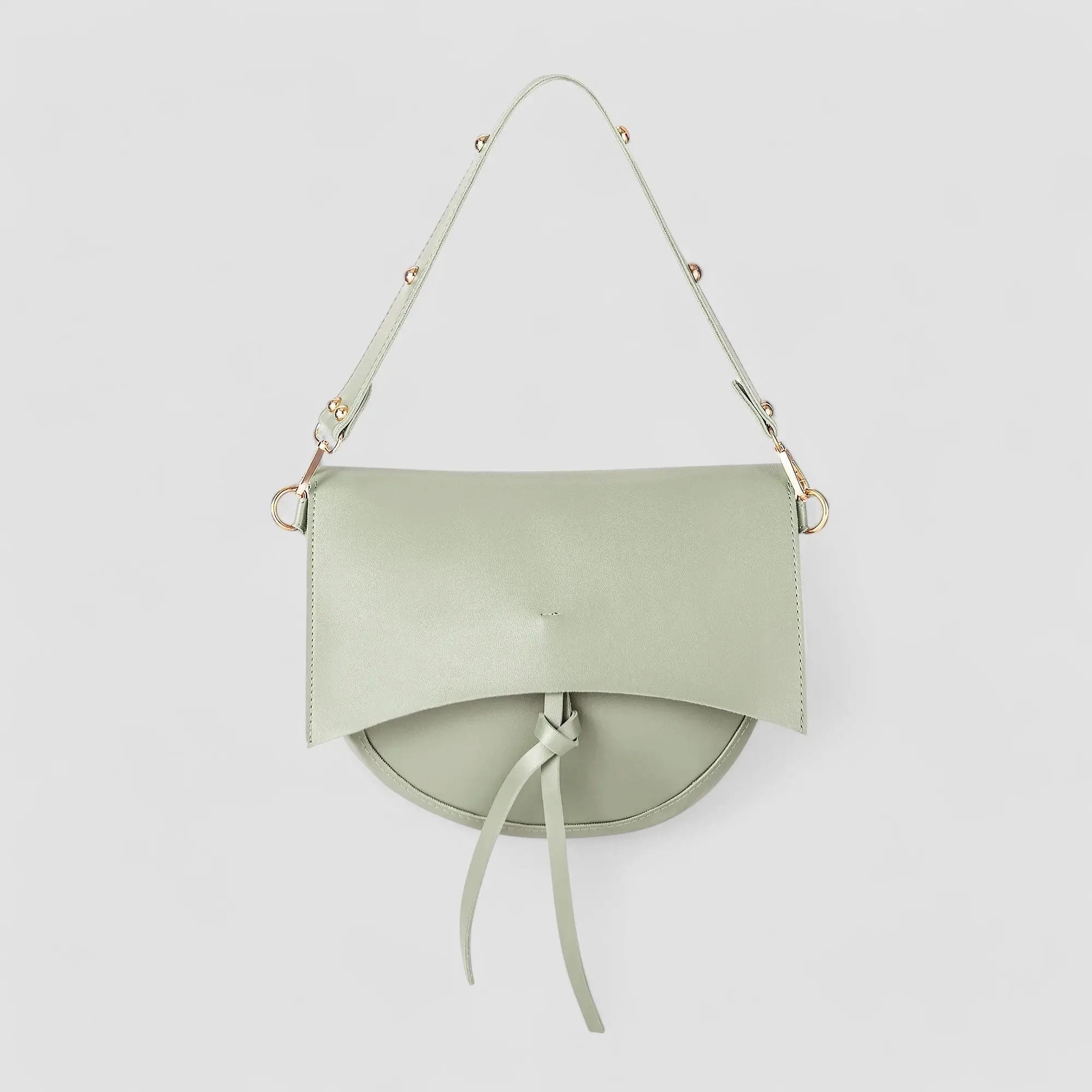 Isla | Contemporary Black Leather Crossbody ?C Sleek & Stylish Urban Detail