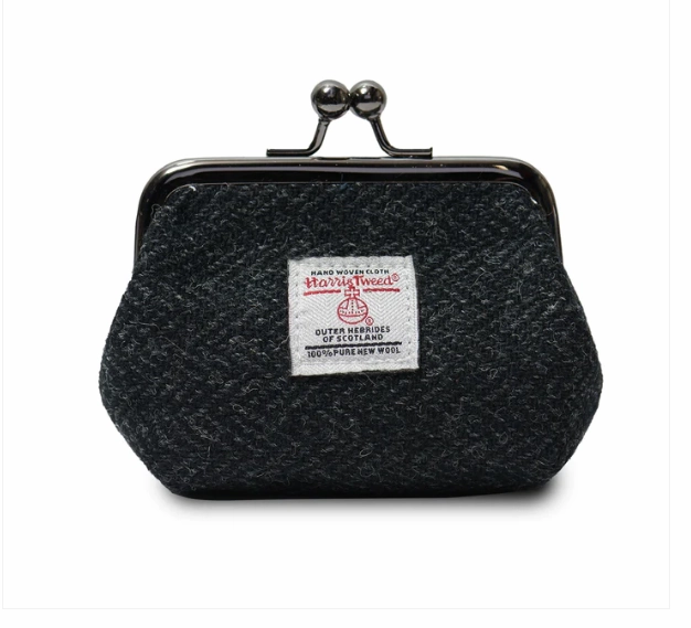 Sleek Craftsmanship Islander? Coin Purse with Harris Tweed?