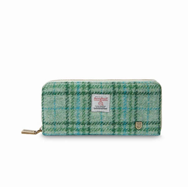 Luxury Design Islander? The Long Zip Purse with Harris Tweed?