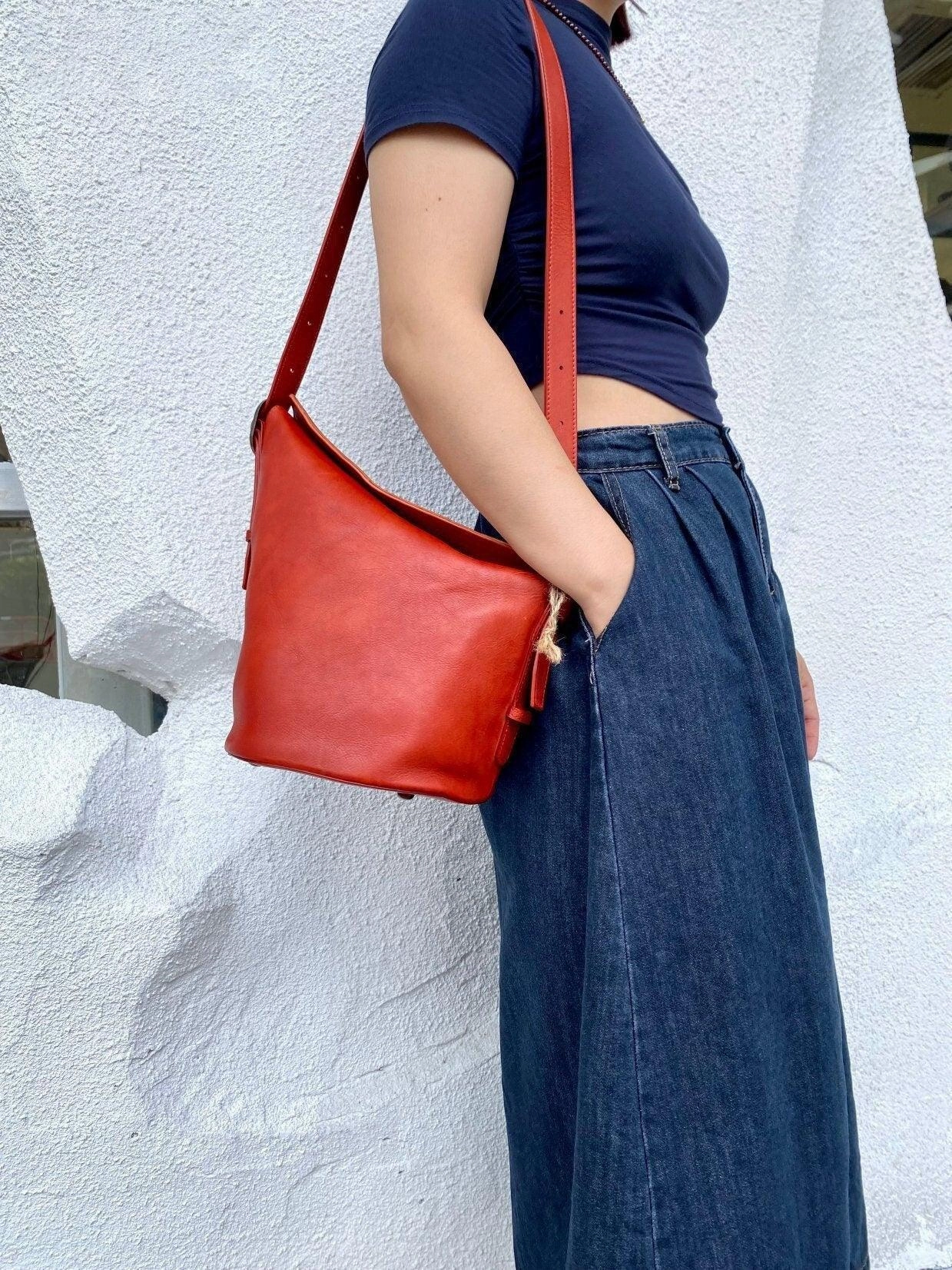 Italian Top Grain Leather Bucket Bag,  Handcrafted High-End Genuine Leather Shoulder Purse, Women Bucket Crossbody, Tan, Green, Coffee, Red Smart Travel Practical Choice