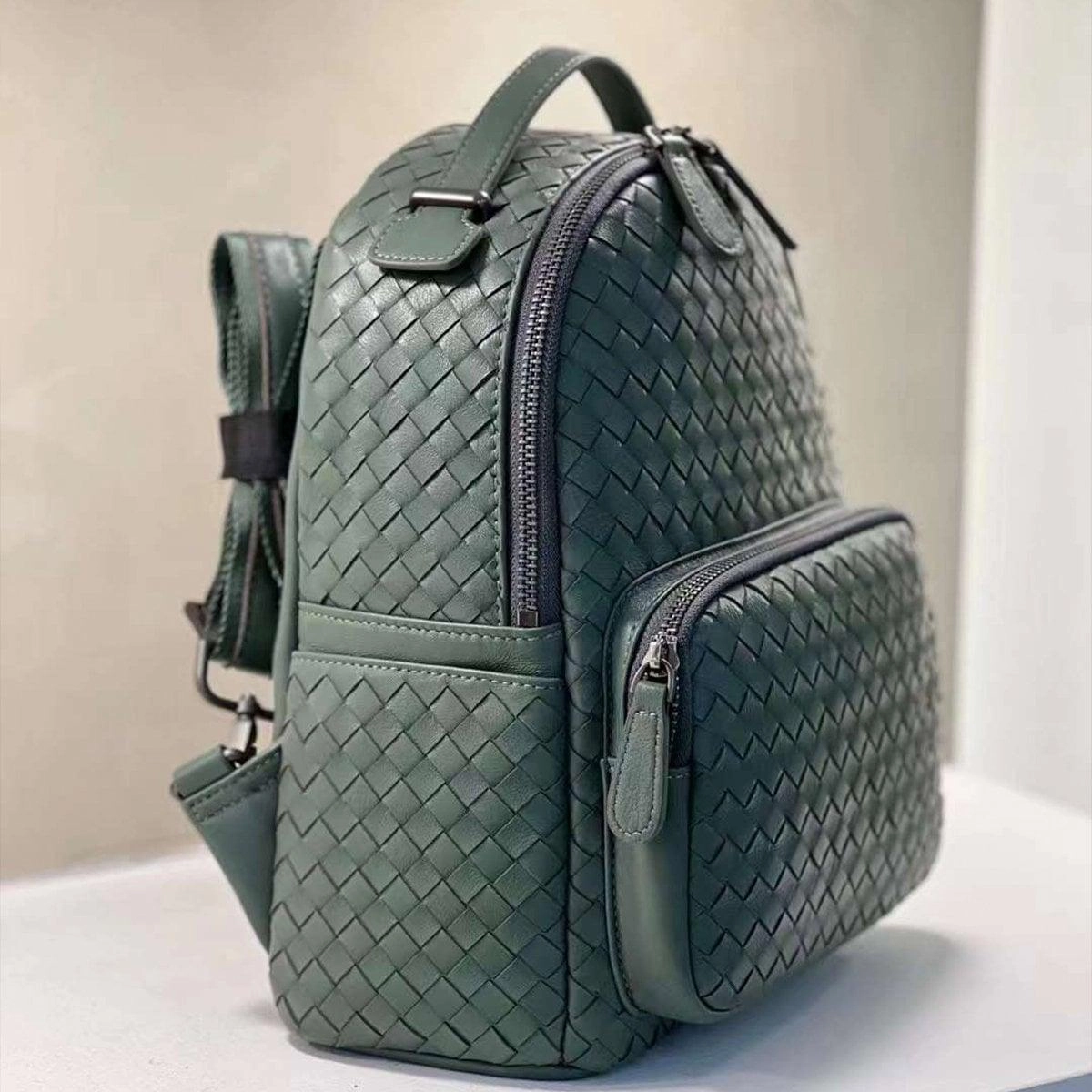 Effortless Organizer Italy Lambskin Leather Small Backpack, Hand Woven Leather Backpack, Designer Bag, Leather Quilted Elegant Shoulder Bag, Classic Backpack