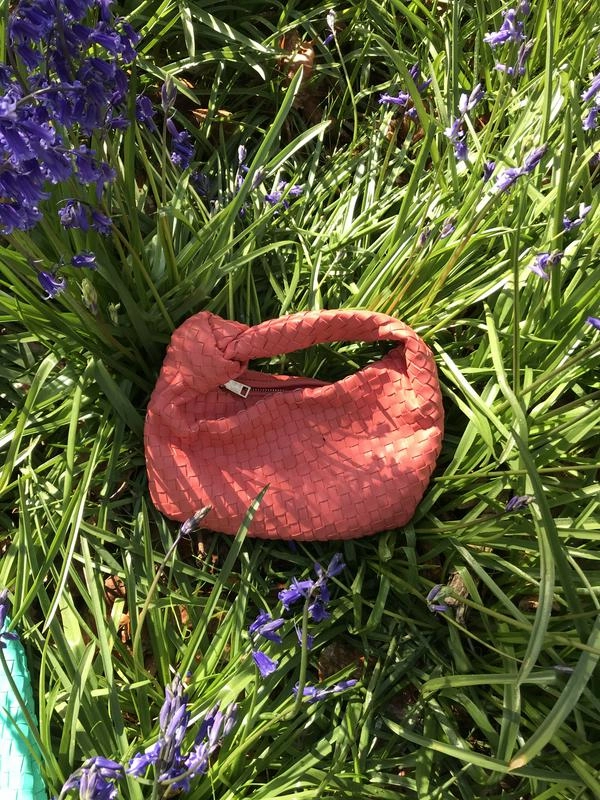 Jayley PBG215A-08 - Hand Knitted Shoulder Bag Holiday Outfit