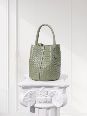 Lambskin Leather Bucket Bag Handwoven, Small Shoulder Bag,  Woven Purse Women Classic bag Crossbody Designer  Bag, Birthday Gift For Her Modern Appeal Outdoor Utility
