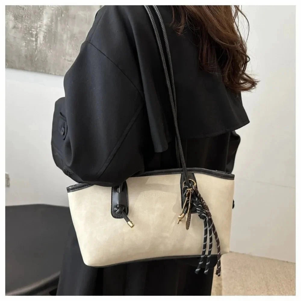 Chic Utility Comfortable Carryall Large Vegan Leather Shoulder Bag ?C Stylish Everyday Handbag with Spacious Design