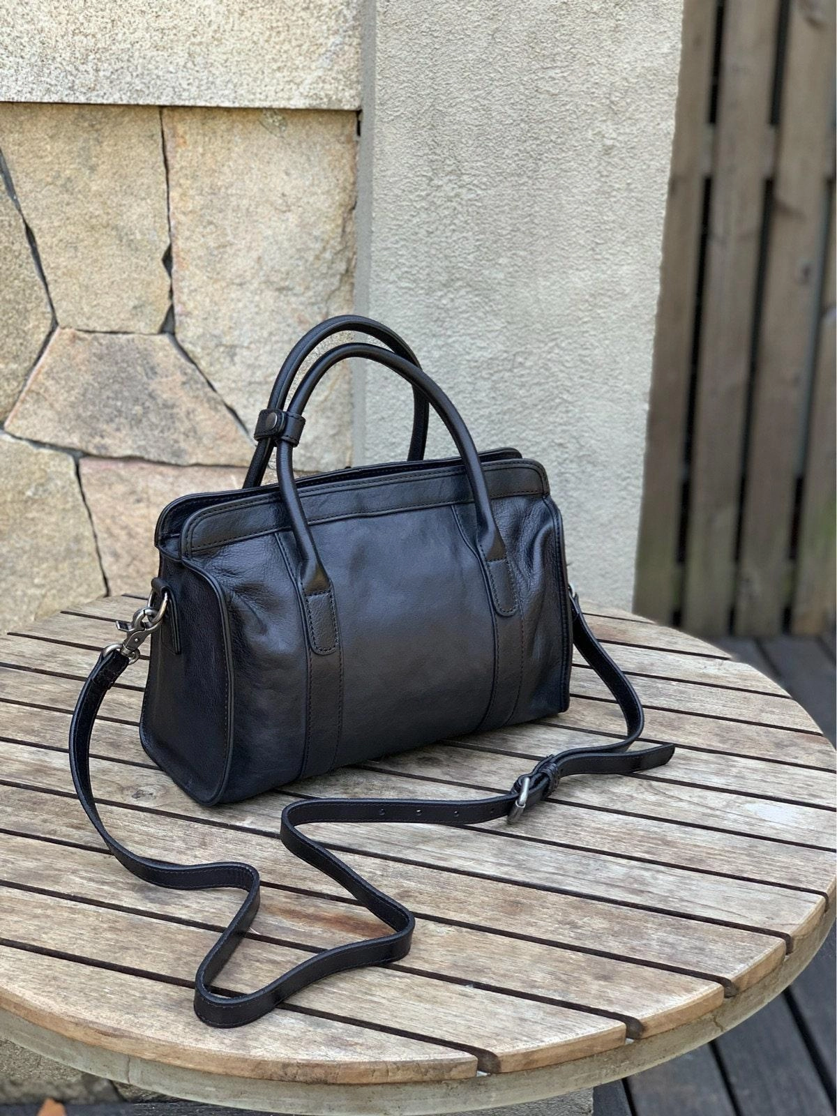 Durable Design Stylish Gear Leather Boston Bag Handmade Leather Shoulder Bag, 5 Colours Leather Handbag, Woman's Brown, Red, or Black, Coffee, Green Leather Bag