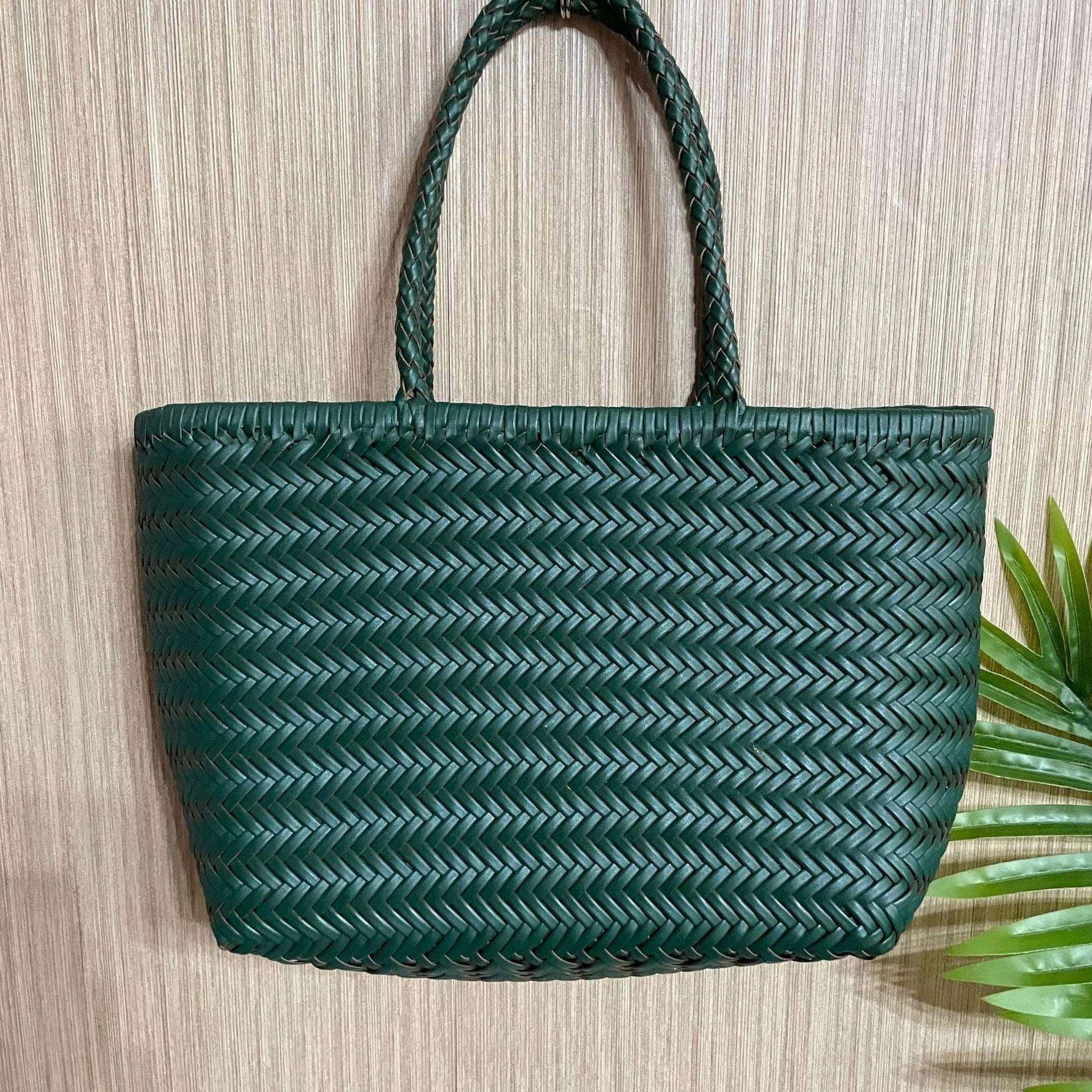 Daily Comfort City Adventure Leather Handbag Genuine Leather Bag Woven Leather Handbag | Hand Woven Triple Jump Bamboo Style Ladies Hobo Holiday Bag, Weekend Basket Bag