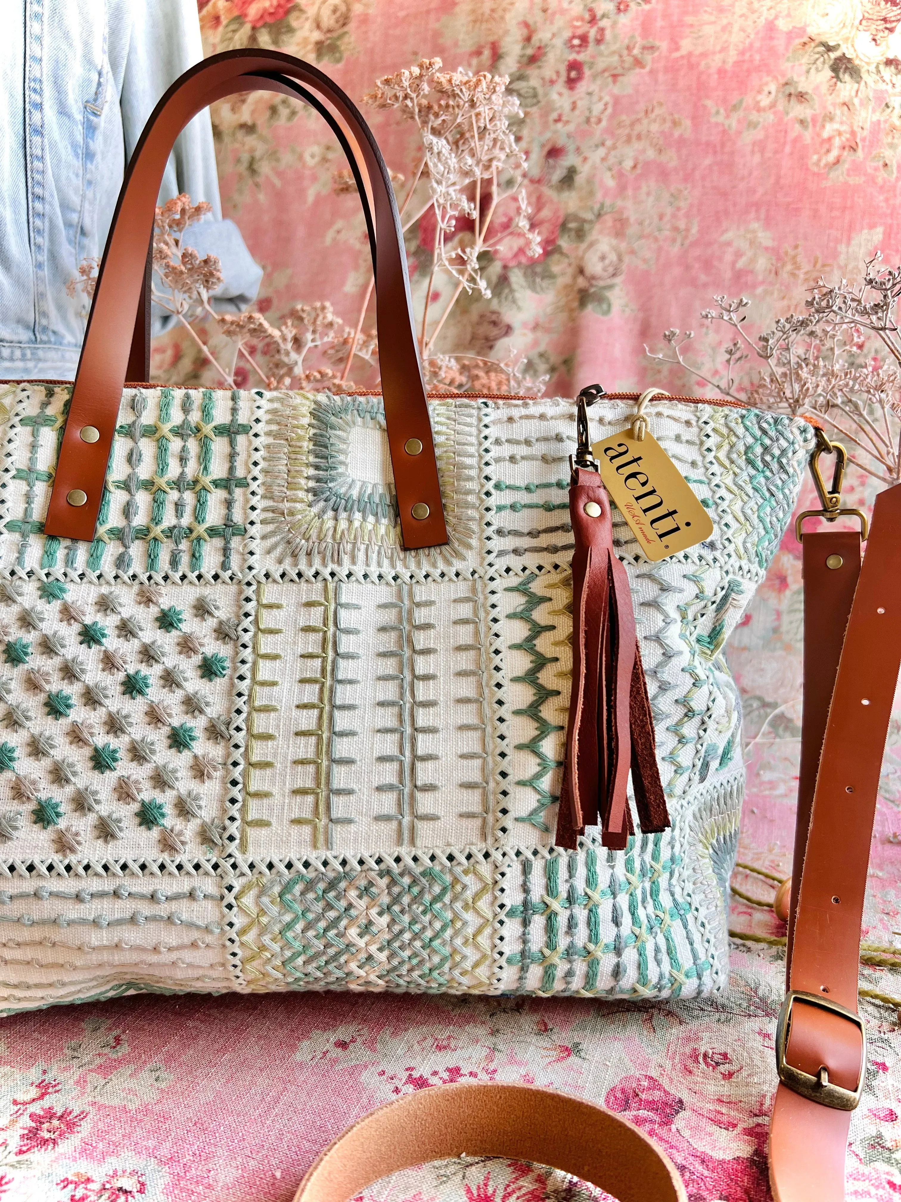 Everyday Style Work Travel Lily Buddy Bag