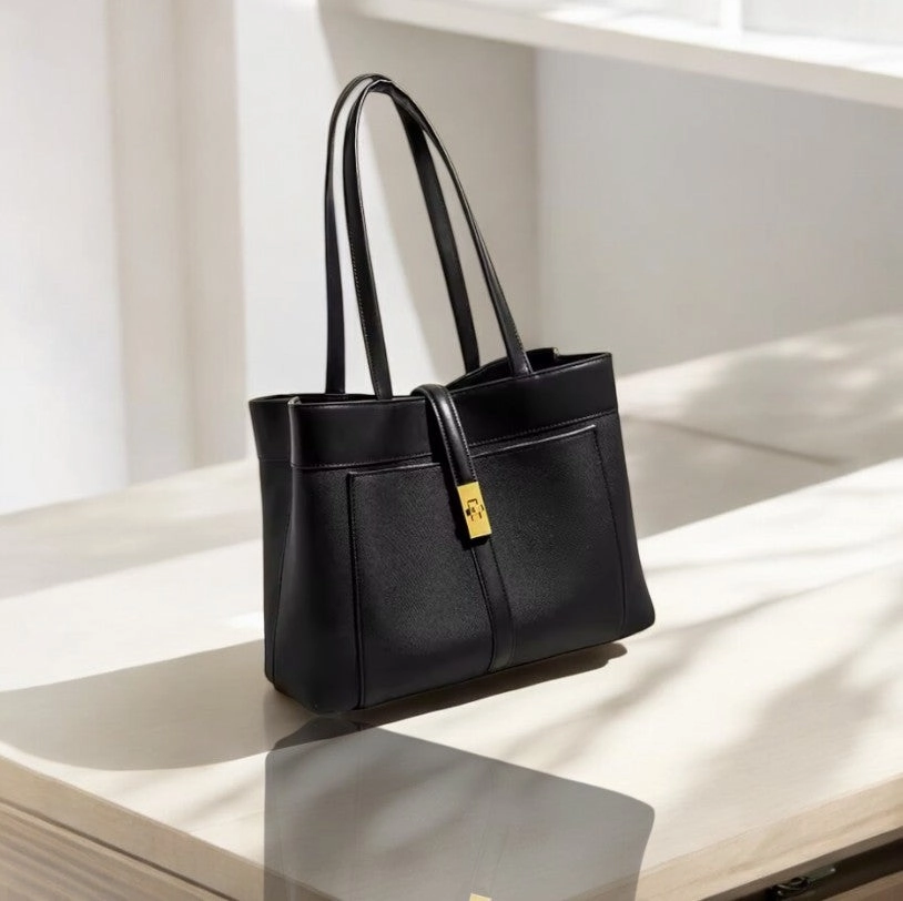 Livia | Elegant Black Leather Tote Bag for Women ?C Large Shoulder Bag with Gold Lock Holiday Day Outdoor Routine