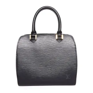 LOUIS VUITTON Pont Neuf EPI Leather Handbag Elegant Fit