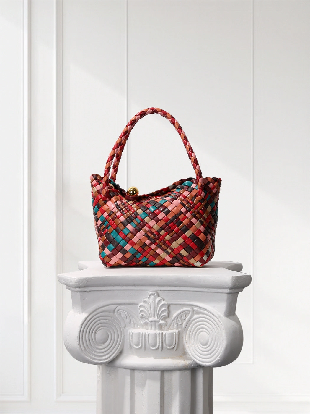 Luxury Handwoven Lambskin Leather Shoulder Bucket Bag with Sculptural Gold Sphere Closure and Double Handle Design ?C Spacious & Versatile Carryall Travel Lifestyle Lightweight Comfort