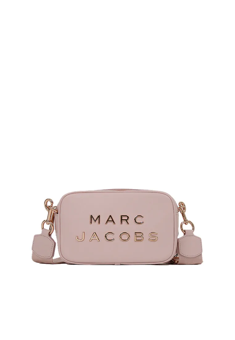 Versatile for daily use as well as travel Sleek Minimal Look Marc Jacobs The Flash Camera Bag Logo Metal Embossed In Peach Whip H107L01SP22