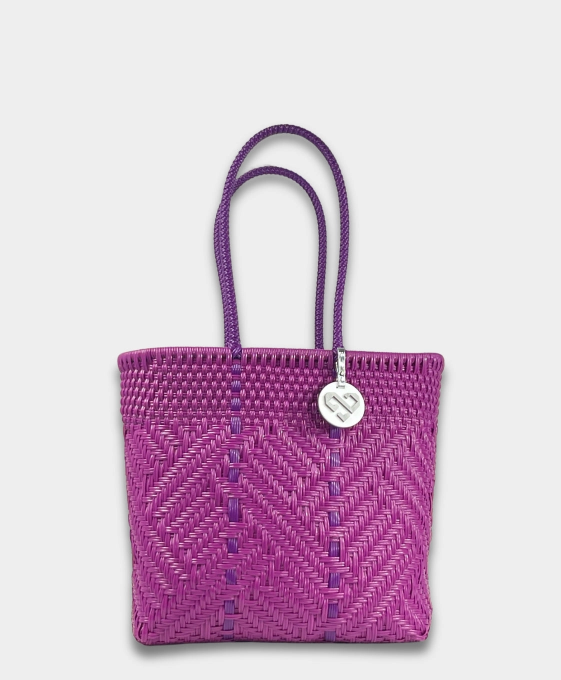 Daily Outfit Maria Victoria | Glimmer Purple Tote | Upcycled, Handwoven