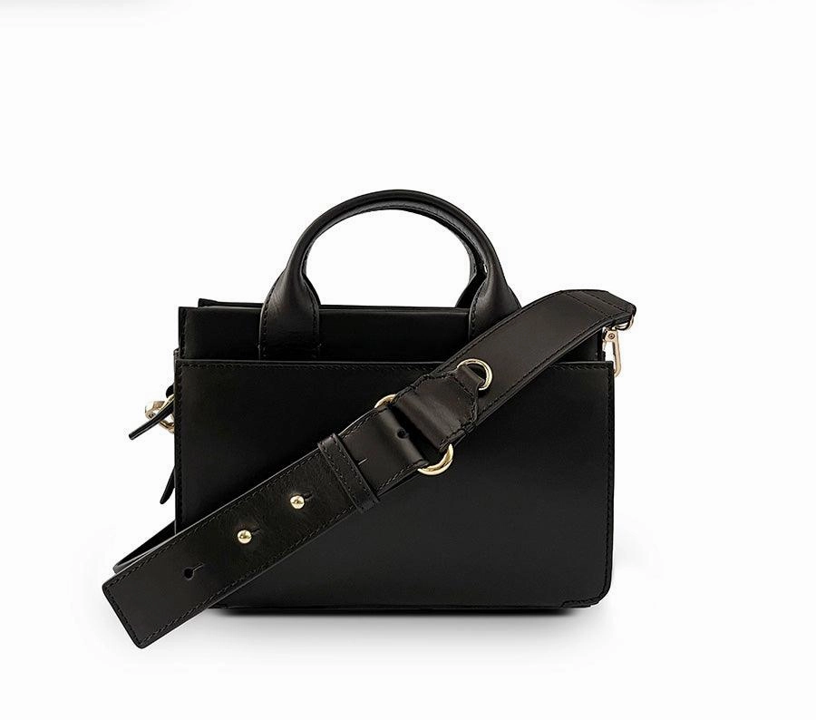 MINI VOYAGER SLING BAG Weekend Escape