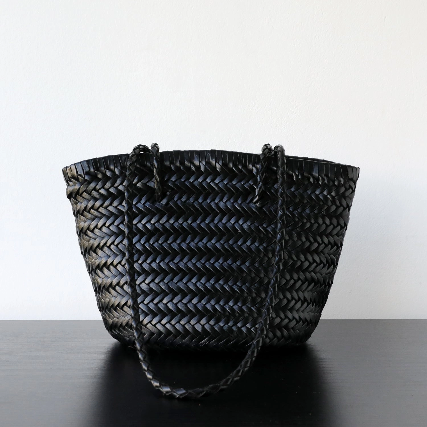 Minimal Journey Hand-Woven Cowhide Leather Bucket Bag | Women's Braided Drawstring Basket Purse