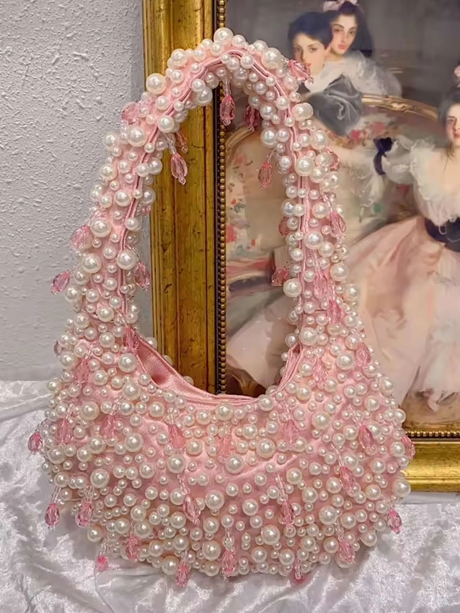 Urban Mobility Pearl Beaded Shoulder Bag ?C Elegant Statement Handbag for Special Occasions