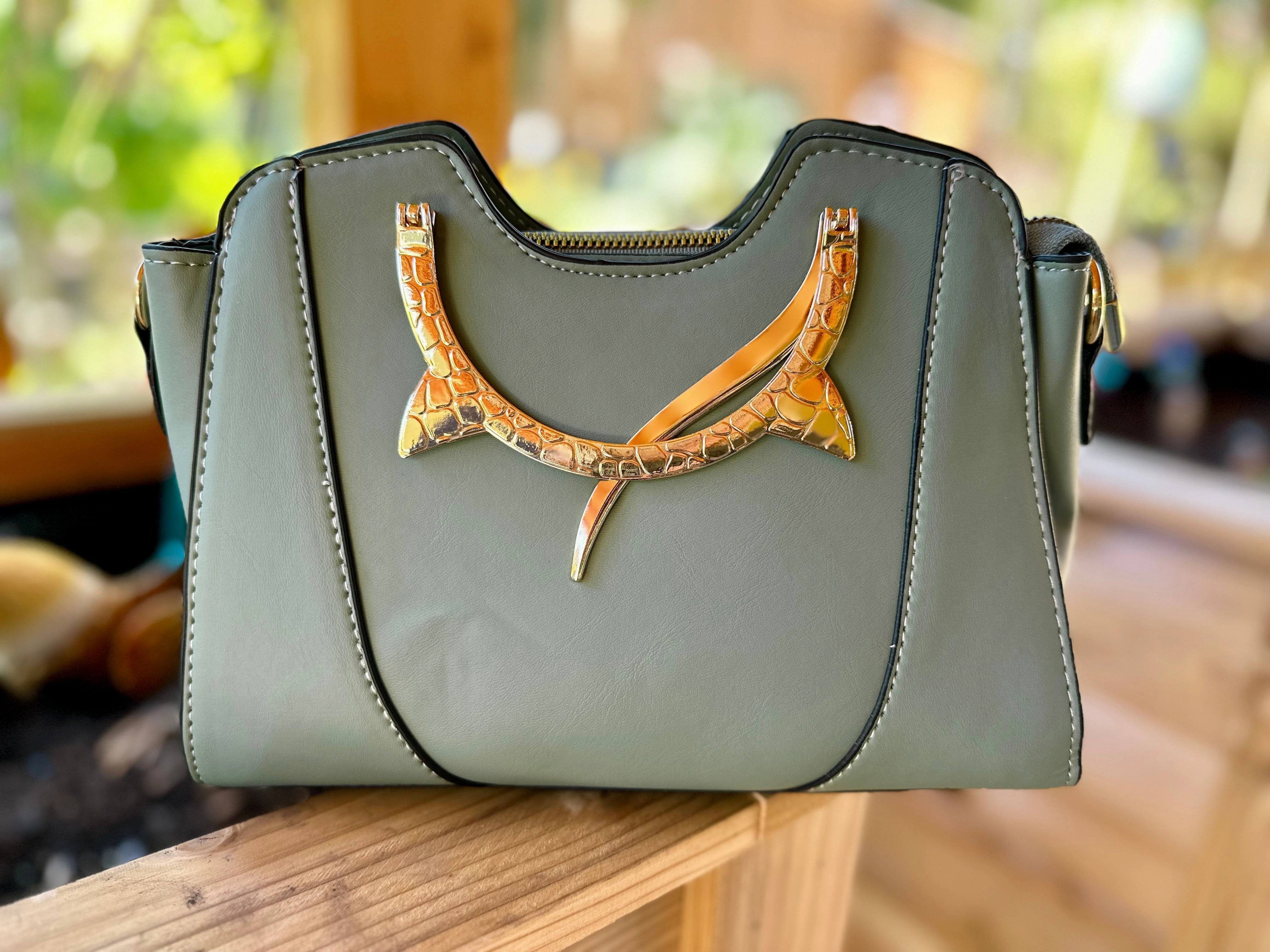 Daily Organizer Cat Purse - Elegant Gold Cat Shape Handle