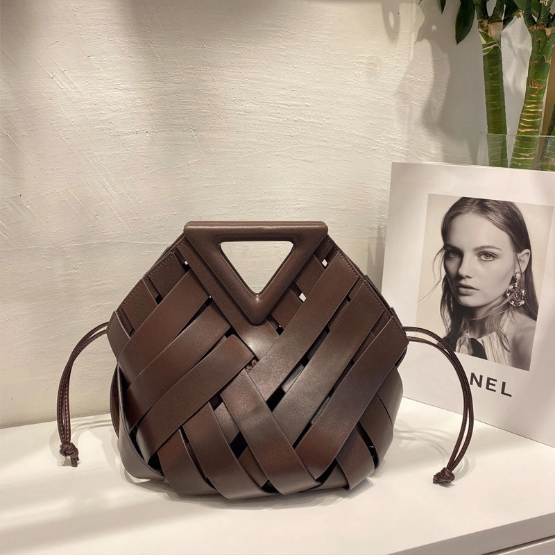 Unique Woven Leather Crossbody Bag ?C Distinctive Triangle Handle & Bucket Style Fashion Appeal