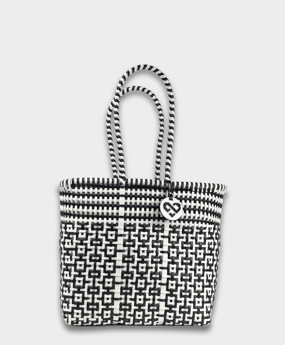Maria Victoria | Gelato WB Tote | Upcycled, Handwoven Outdoor Ready