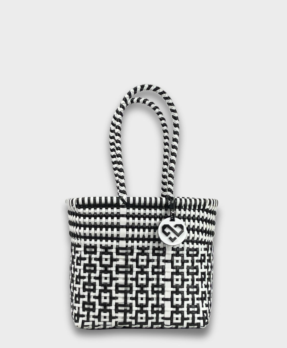 Maria Victoria | Gelato WB Tote | Upcycled, Handwoven Casual Activity Rustic Look