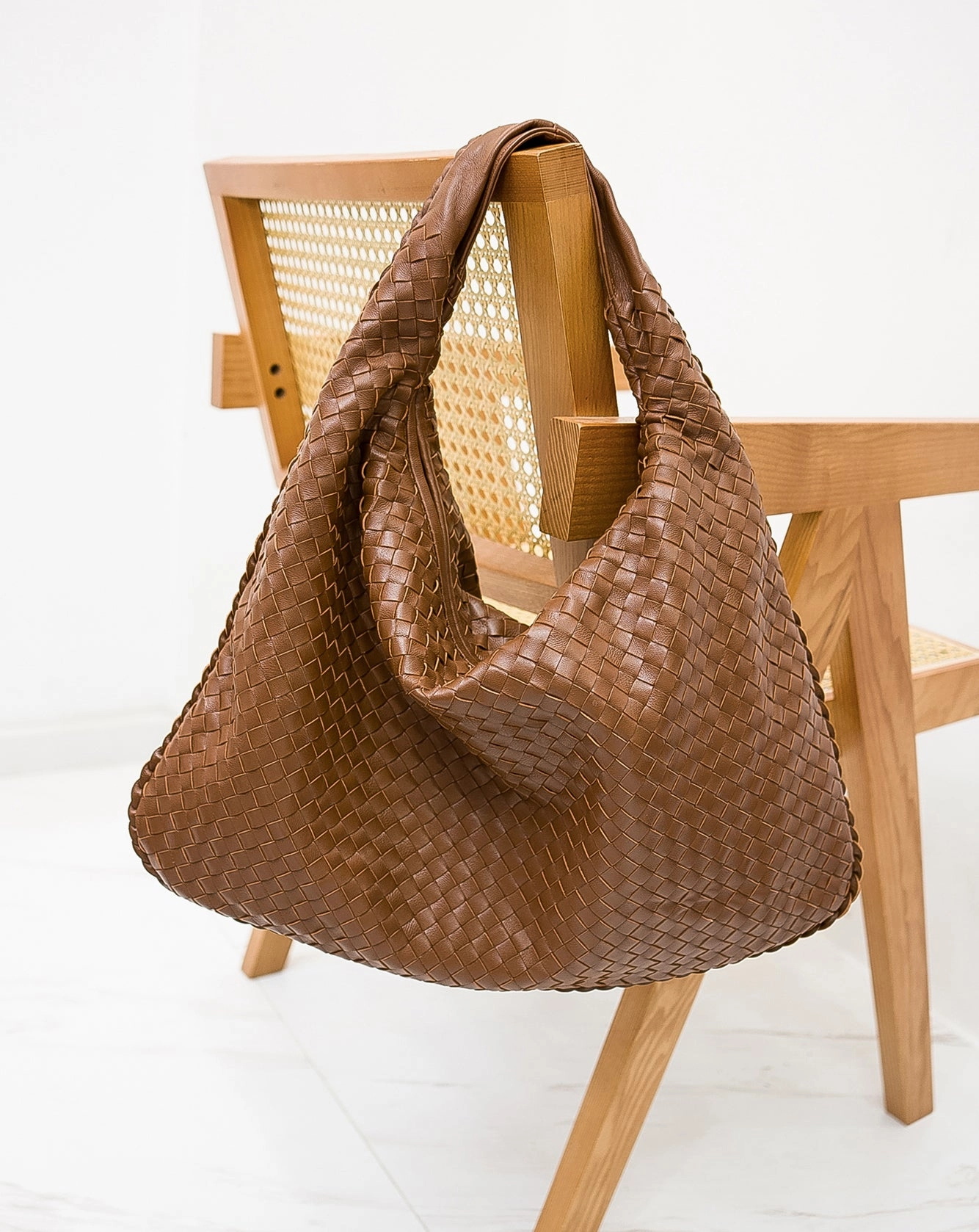 Modern Comfort Comfort Function Lambskin Hobo Bag | Italian Leather Handbag | Large Handwoven Laptop Bag, Woven Dumpling Bag,  Leather Tote Bag, Black, Blue Working Bag